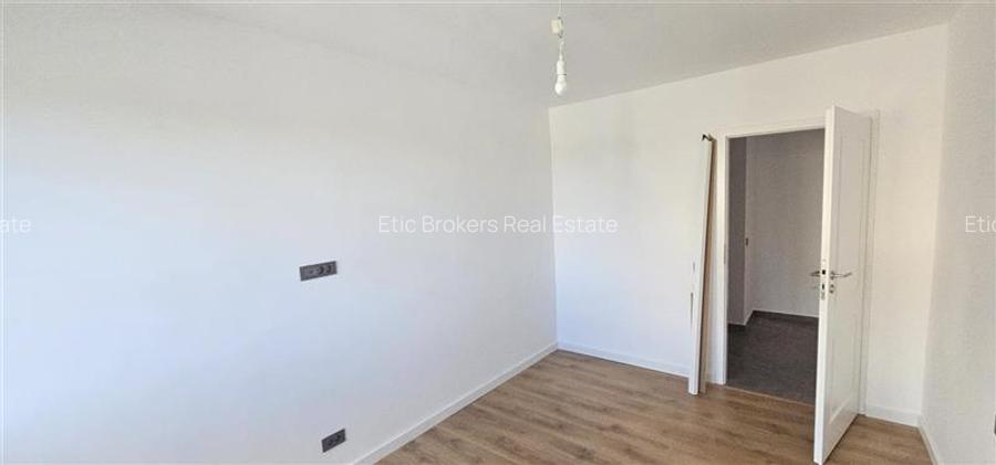 Vanzare apartament 2 camere Renovat Titan-Metrou - 22