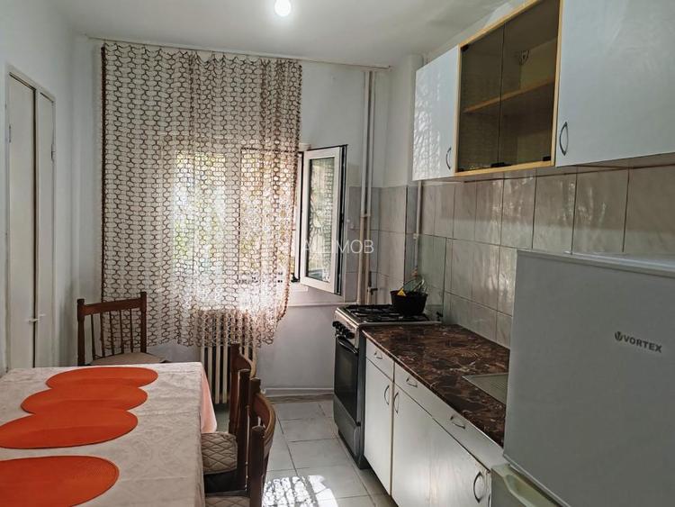 Apartament 2 camere in Ploiesti, zona Mihai Vitezul - 13
