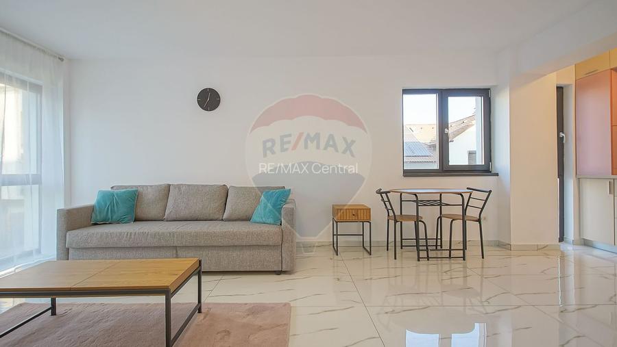 Garsoniera de închiriat, parcare subterana, etaj 1 | Zona Tractorul - 2