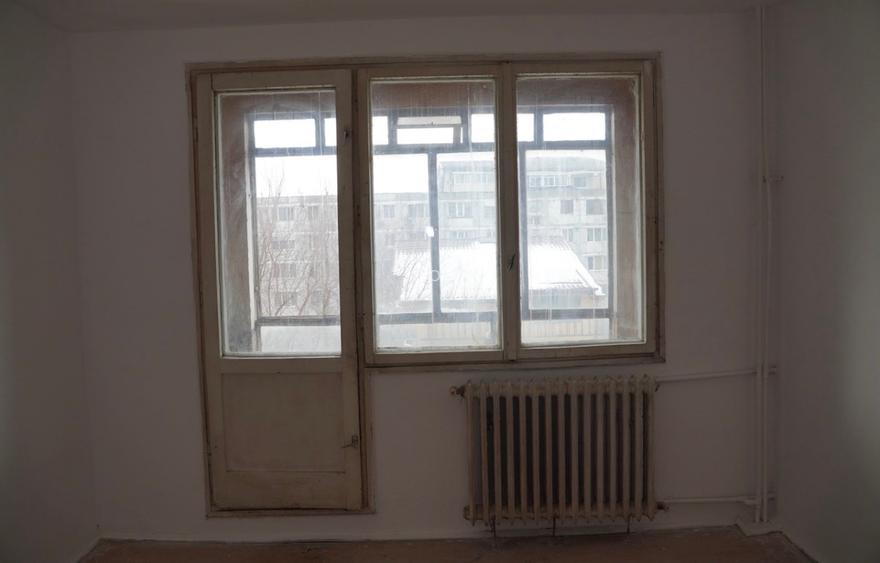 Apartament 4 camere decomandat 79 mp - Sector 6 - direct proprietar - parcare - 13