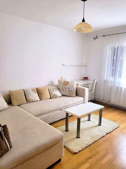 Garsonieră de închiriat – Str. Bârsei, cartier Ștrand | Etaj 1 - 2