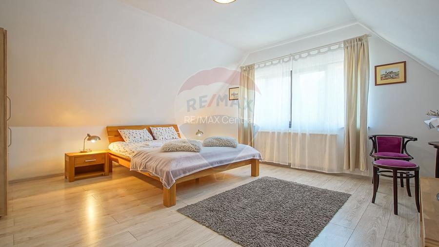 Casă cu 2 apartamente în Brasov, investiție sigură sau căminul ideal - 7