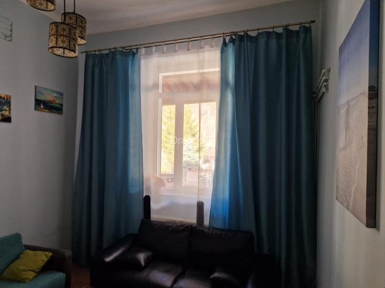 CASA in  BRAN, ZONA CENTRALA, 400 m distanta fata de Castel.  - 14