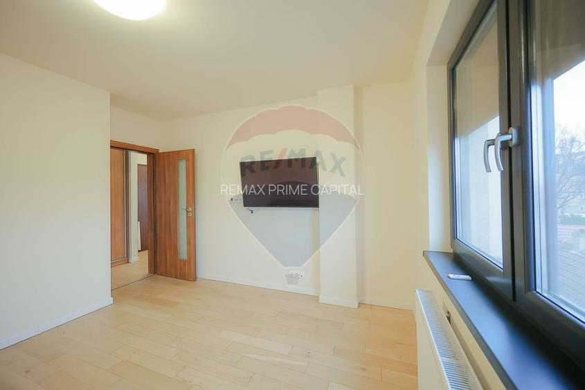 Apartament cu 2 camere de vânzare, ultracentral, Parcul Petőfi Sándor - 11