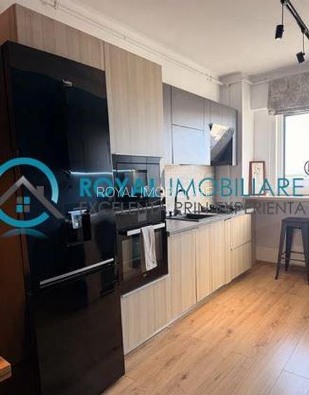 Royal Imobiliare - Vanzare apartament 3 camere zona 9 Mai - 7