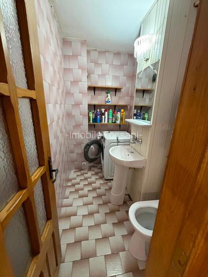 Apartament 4 camere - de inchiriat - etaj 2 - Zona Gara - 3