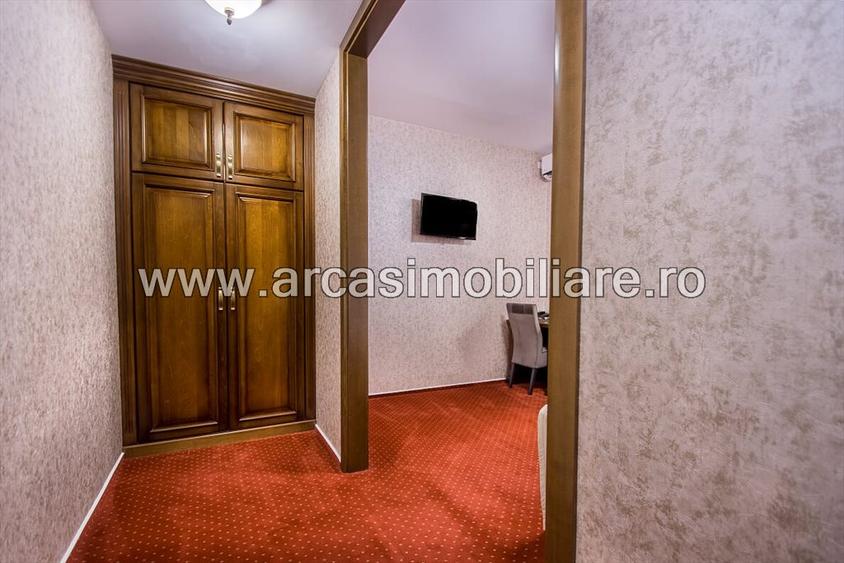 HOTEL DE VANZARE 5* ULTRACENTRAL!