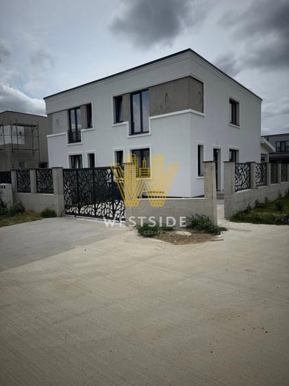 Duplex premium de vanzare, in Bucovat
