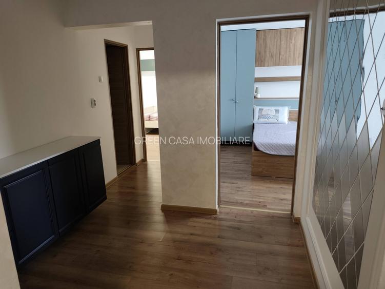 Apartament de vanzare 4 camere 70 mp zona Manastur Parang - 2