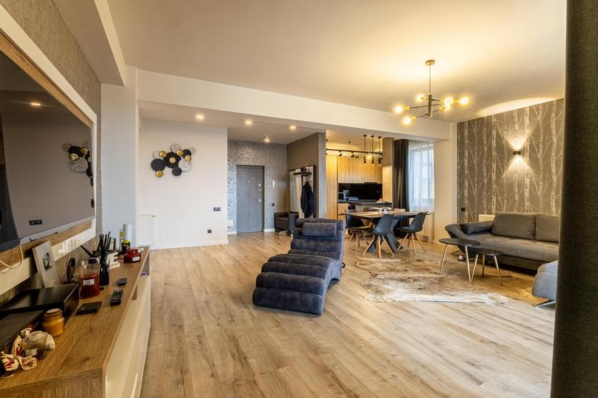 De vânzare | Apartament 3 camere | 102 mp | 2 balcoane | Ultrafinisat | RIVUS