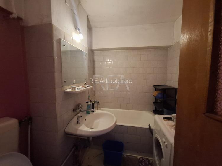 2 camere, 4/10, bloc 1986, 52 mp, anvelopat- Crangasi - 8
