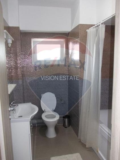 Apartament cu 2 camere de închiriat în zona Craiovita Noua - 9