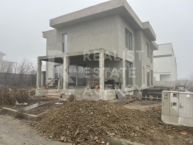 Casă P+1, 315 m² utili | Teren 1.300 m² | Pe malul lacului Ostratu - 5