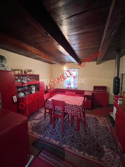 De vânzare în Covasna, pe strada Timar, o proprietate compusă din două case! - 12