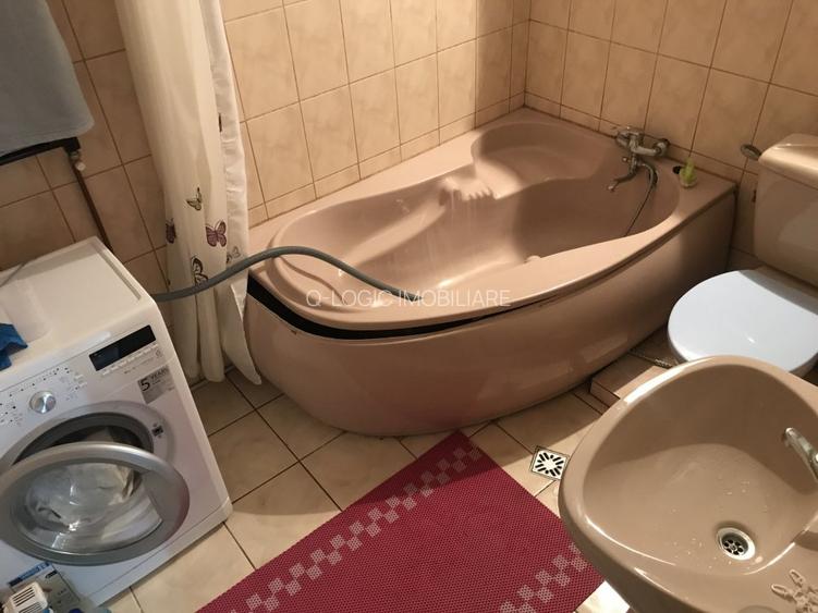 Apartament 4 camere cu priveliste deosebita zona Colinei - 17