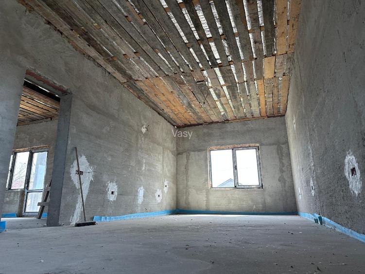 Vila Cumpana P+1+M 700mp - 6