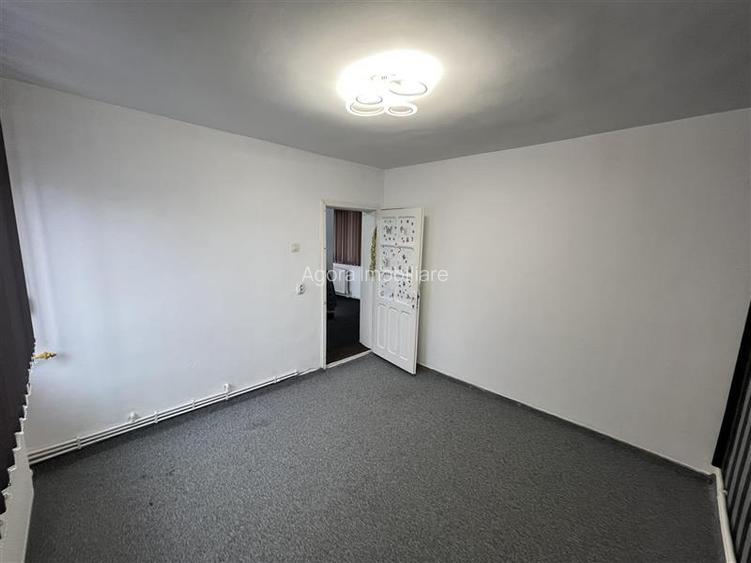 Spatiu Pretabil Servicii | 4 Camere | 80mp + 50mp terasa - 7