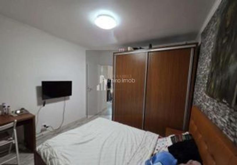 4 Camere 80 mp - 2 balcoane  bloc 1982 - 5