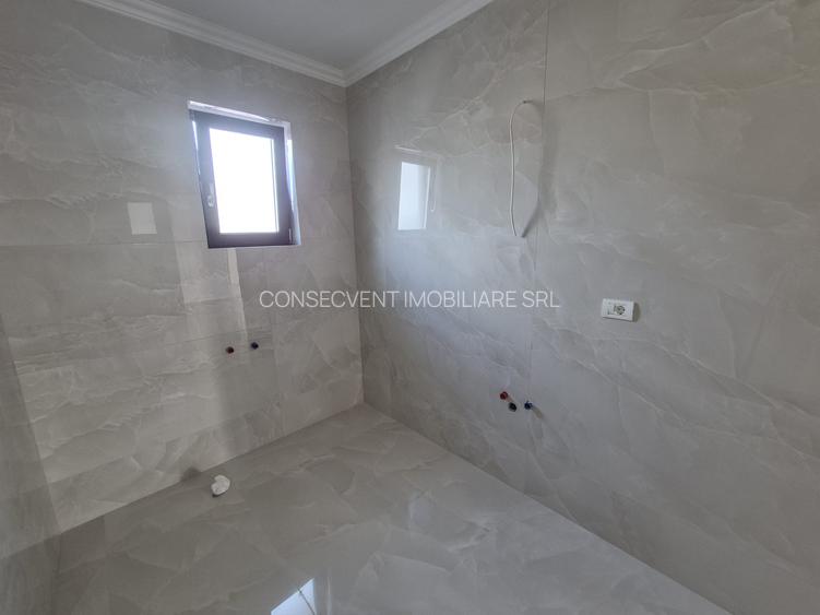 Vilă elegantă, finisată complet, Via Carmina – comision 0 - 9