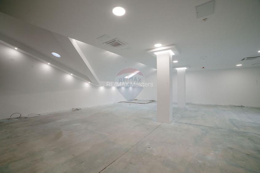 Spațiu comercial ULTRACENTRAL - 15