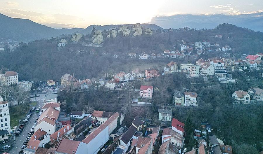 Teren intravilan, ultracentral. - 21