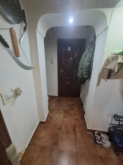 Apartament 2 camere -parter – Zona Dacia, Râmnicu Vâlcea
