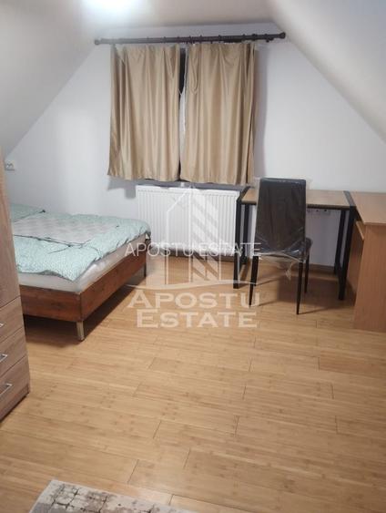 Casa individuala de inchiriat 4 camere, gradina proprie, Giarmata VII - 9