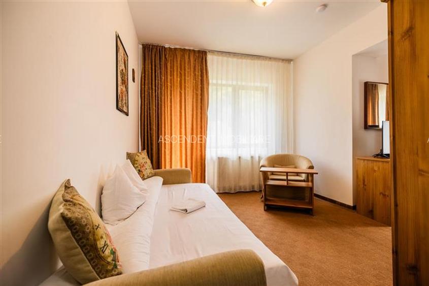 FILM! Pensiune turistica+Casa+transfer afacere+teren,Cheile Rasnoavei,Brasov - 25