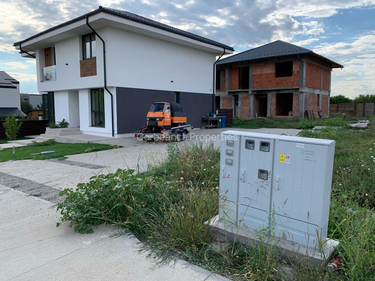 Vila cu arhitectura remarcabila, 5 camere, 624mp teren, Paradisul Verde - 5