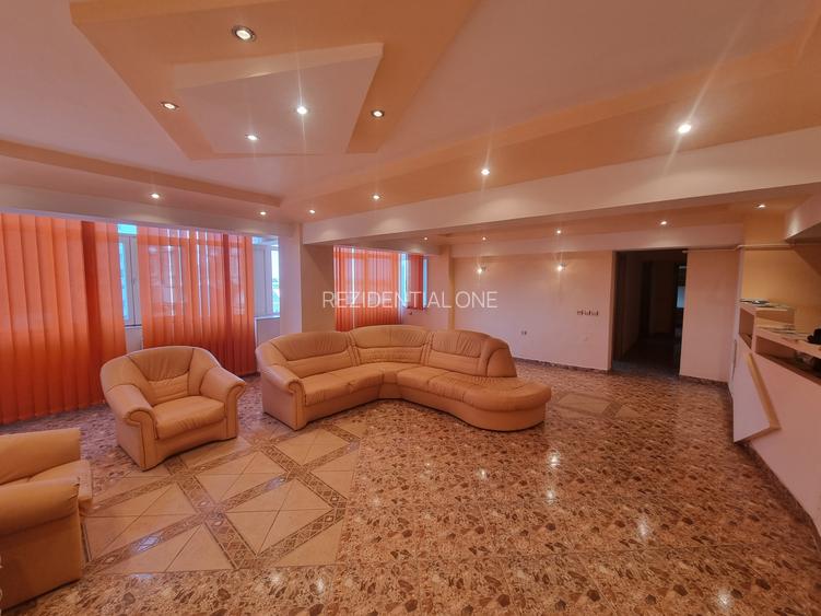 Apartament-spectacol/ 101 mp utili/ living de 54 mp! Unic în Bacău! - 2