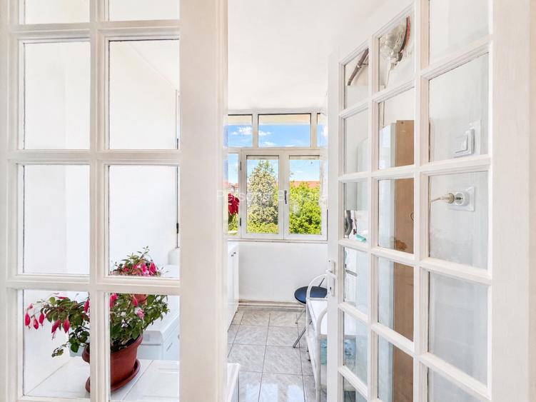 Apartament 4 Camere cu Doua GARAJE - Zona LIPOVEI - 0%COMISION - 8
