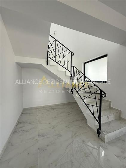 Vila pe prima strada / 4 Camere / 3 Bai / Incalzire Pardoseala / Teren 308 mp - 11