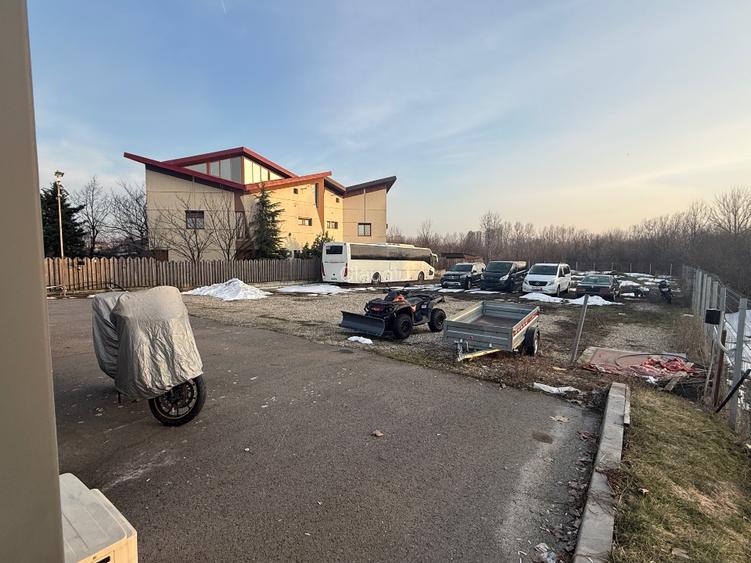 Oportunitate !!! Teren 2512 mp + birouri 150 mp+ depozit 54 mp - 6