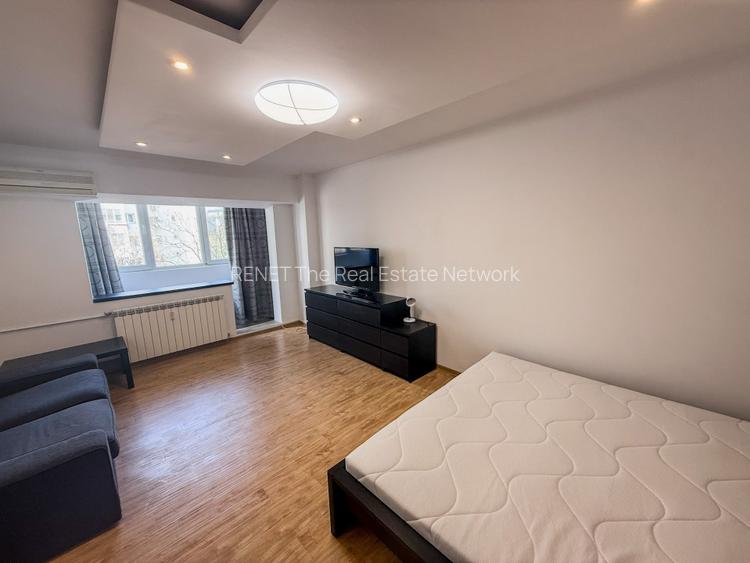 Studio decomandat 39 mp, etaj 3, mobilat complet — Unirii - 4