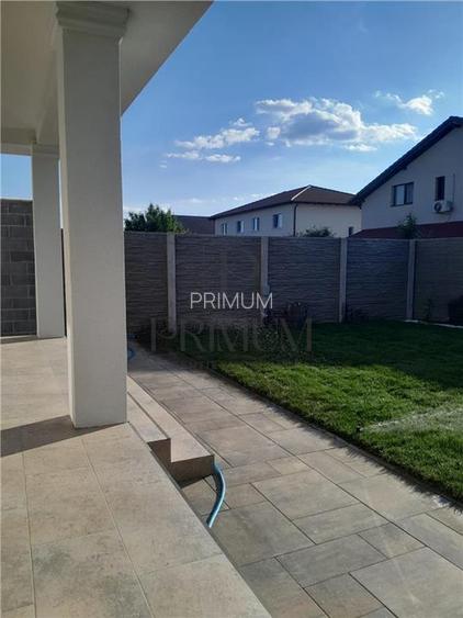 Duplex individual- zona excelenta -  gata de mutare- curte amenajata - despartit - 10