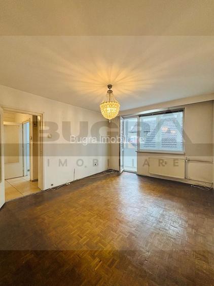 Apartament 3 camere, etaj intermediar, P-ta 14 Iulie - 2