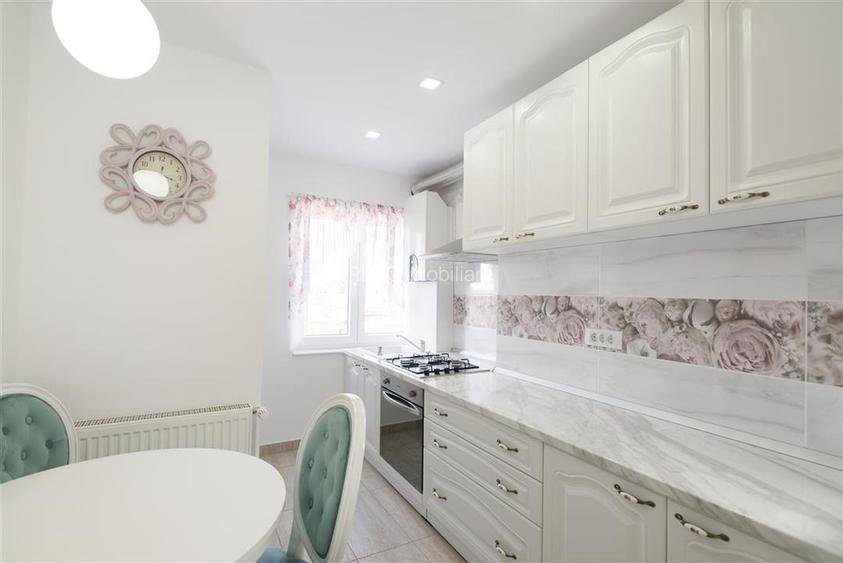 RECO Apartament 2 camere Marghita – etaj 3 4, balcon, baie cu geam, bloc cu acop - 14