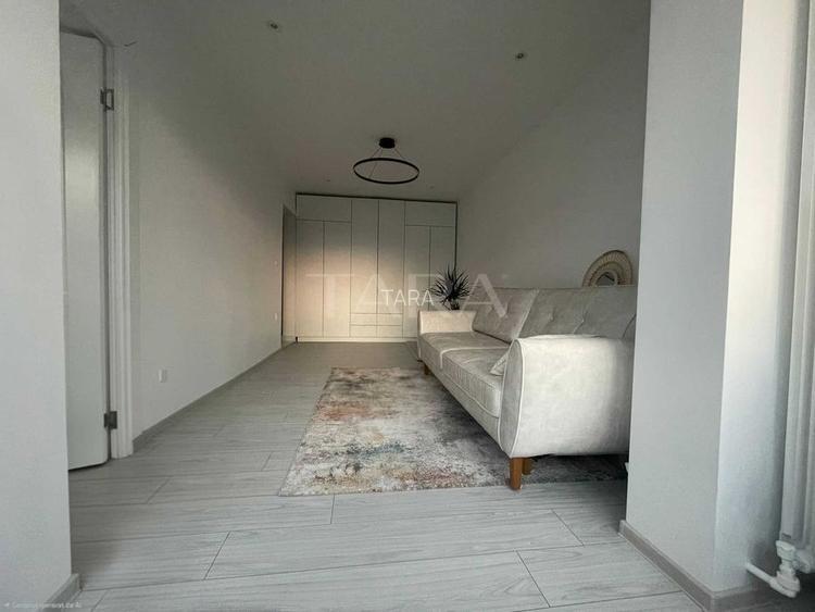 Garsonieră renovată integral în zona Farmec The Office. - 4