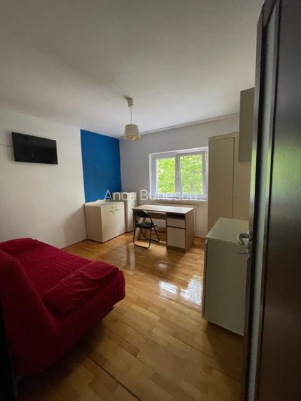 Apartament cu 3 camere de închiriat - 4