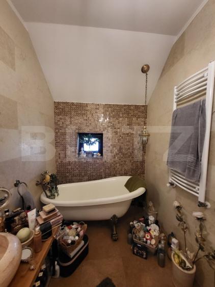 Casa de vanzare, 200 mp, zona Albert