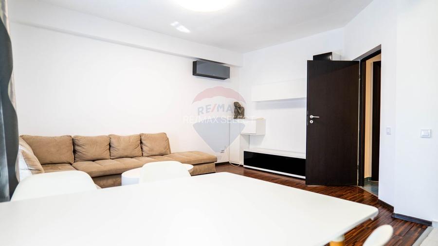 Dobroesti - vanzare apartament 3 camere, strada Marului - 5