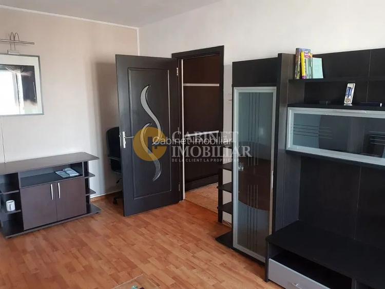 TATARASI - 2 CAMERE DECOMANDAT - ETAJ INTERMEDIAR - MOBILAT SI UTILAT - 3