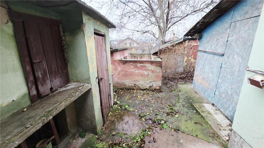 CASA 2 CAMERE 68 MP TEREN 701 MP  APAHIDA - 20