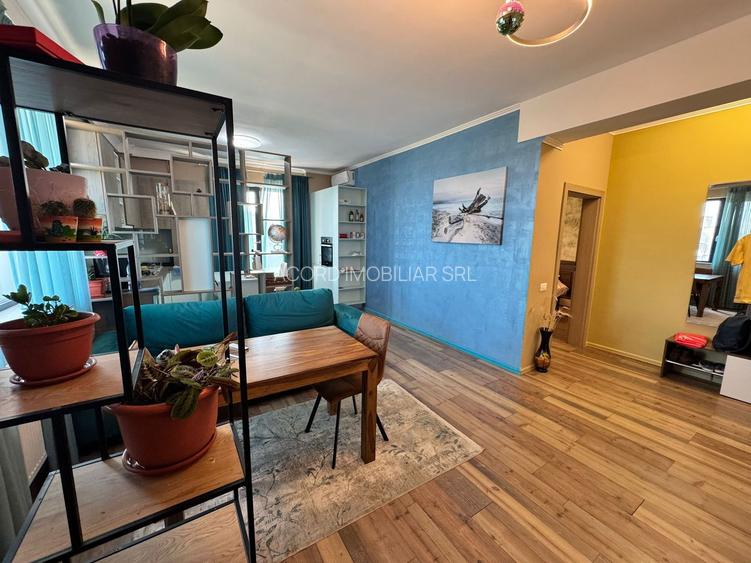 Apartament 3 camere Faleza Nord decomandat - 12