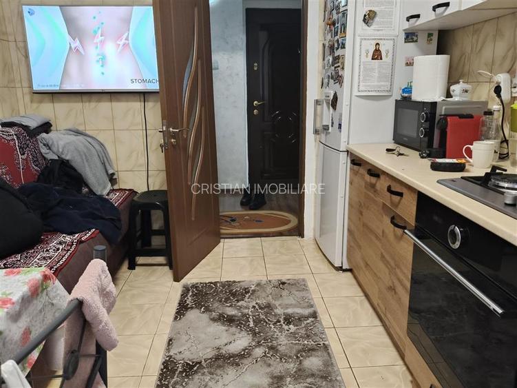 2 camere Radu Negru, parter, cu imbunatatiri - 5
