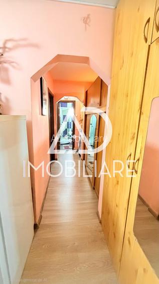 Apartament de vânzare 3 camere decomandat – Zona 9 Mai, Str. Castanilor, 60 mp - 4