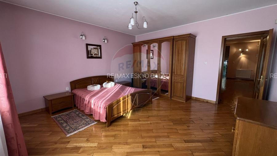 De VANZARE Casa spațioasă S+P+1E+M | Zona STIREX in Galati - 4