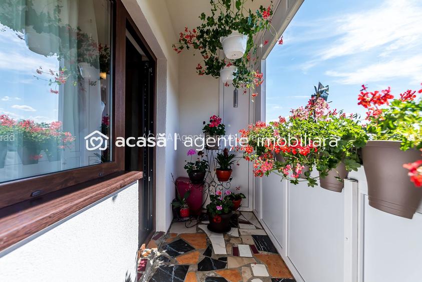 Apartament renovat cu 2 camere Micalaca etaj 3 Comision 0 - 4