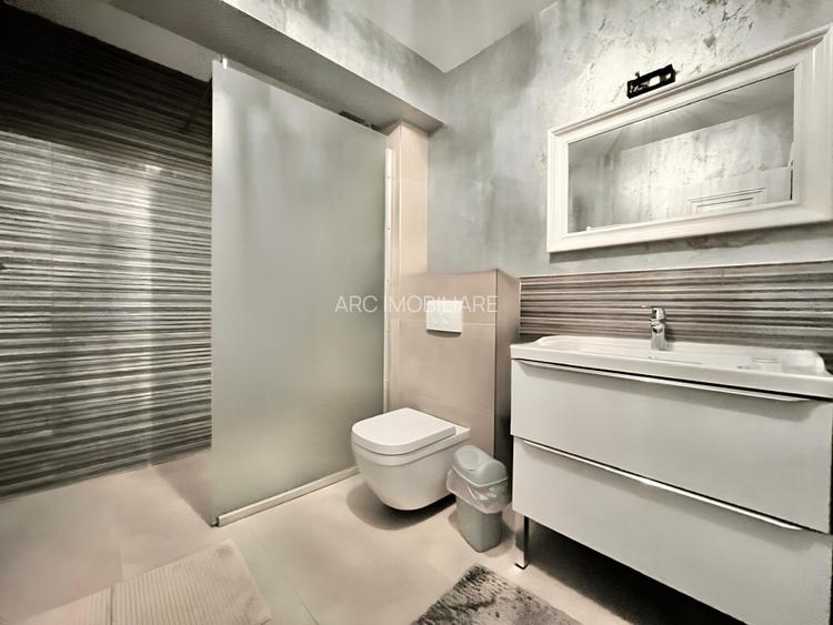 Penthouse cu suprafata generoasa,zona Noua - 13