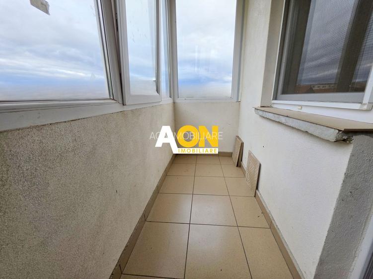 Apartament 2 camere, etaj 1, decomandat, 57 mp utili, 2 balcoane, boxa - 10